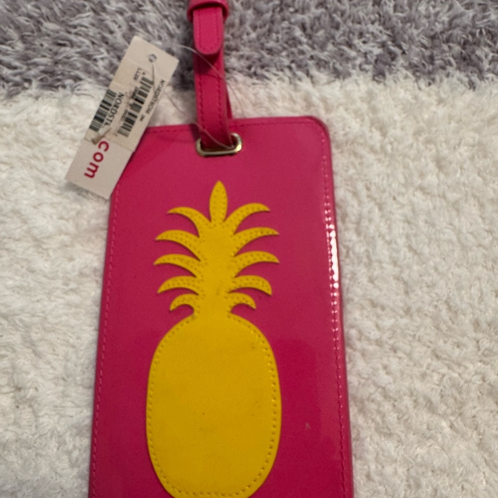 NWT Nordstrom Pink and Yellow Pineapple Luggage Tag